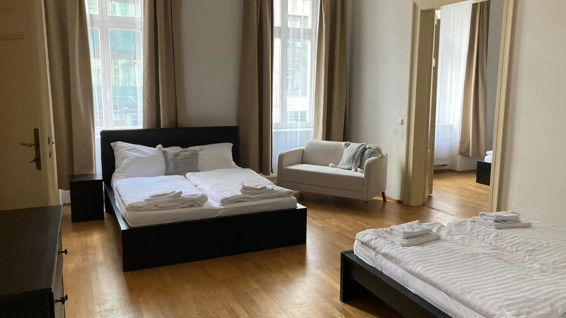 Апарт-отель Top Wenceslas Square Apartment Прага