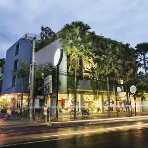 Aparthotel Petitenget 501 ****