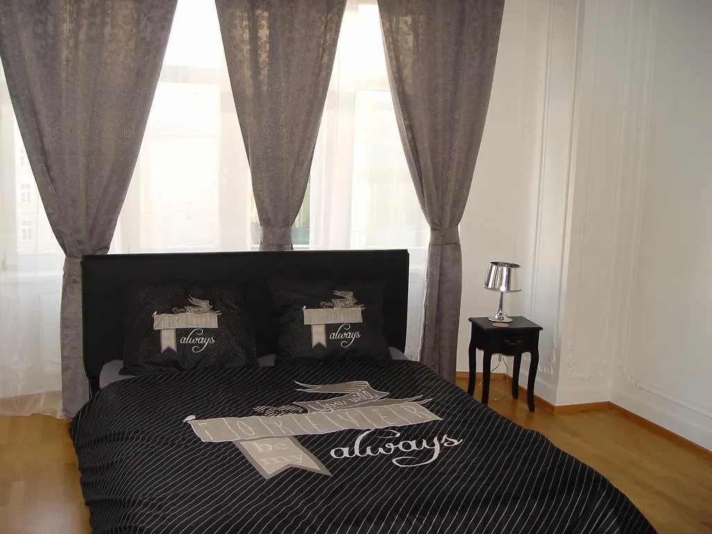 Lägenhetshotell Top Wenceslas Square Apartment Prag